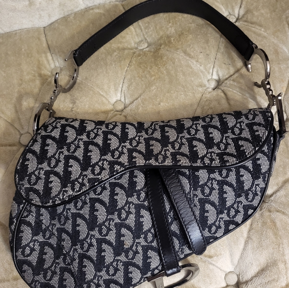 Authentic Christian Dior Trotter saddle bag - Picture 5 of 11